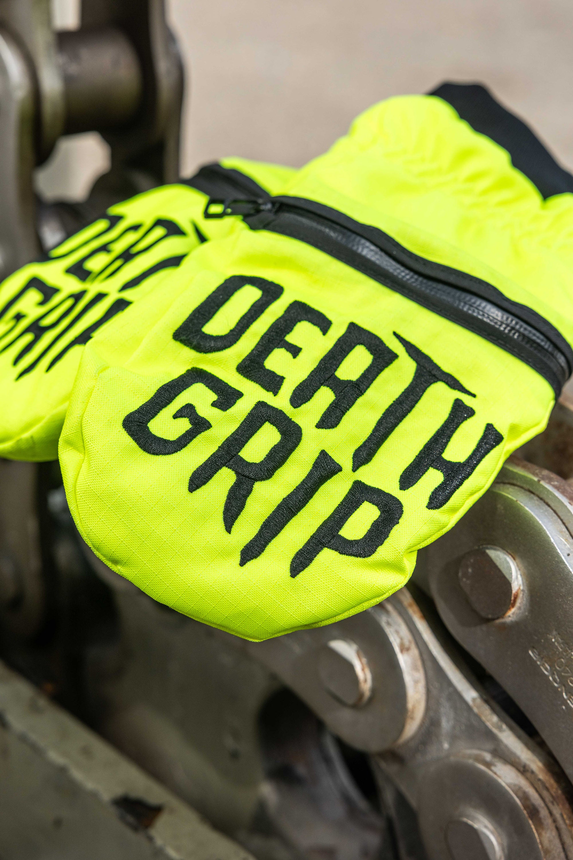 Ghoul Mitt - Highlighter