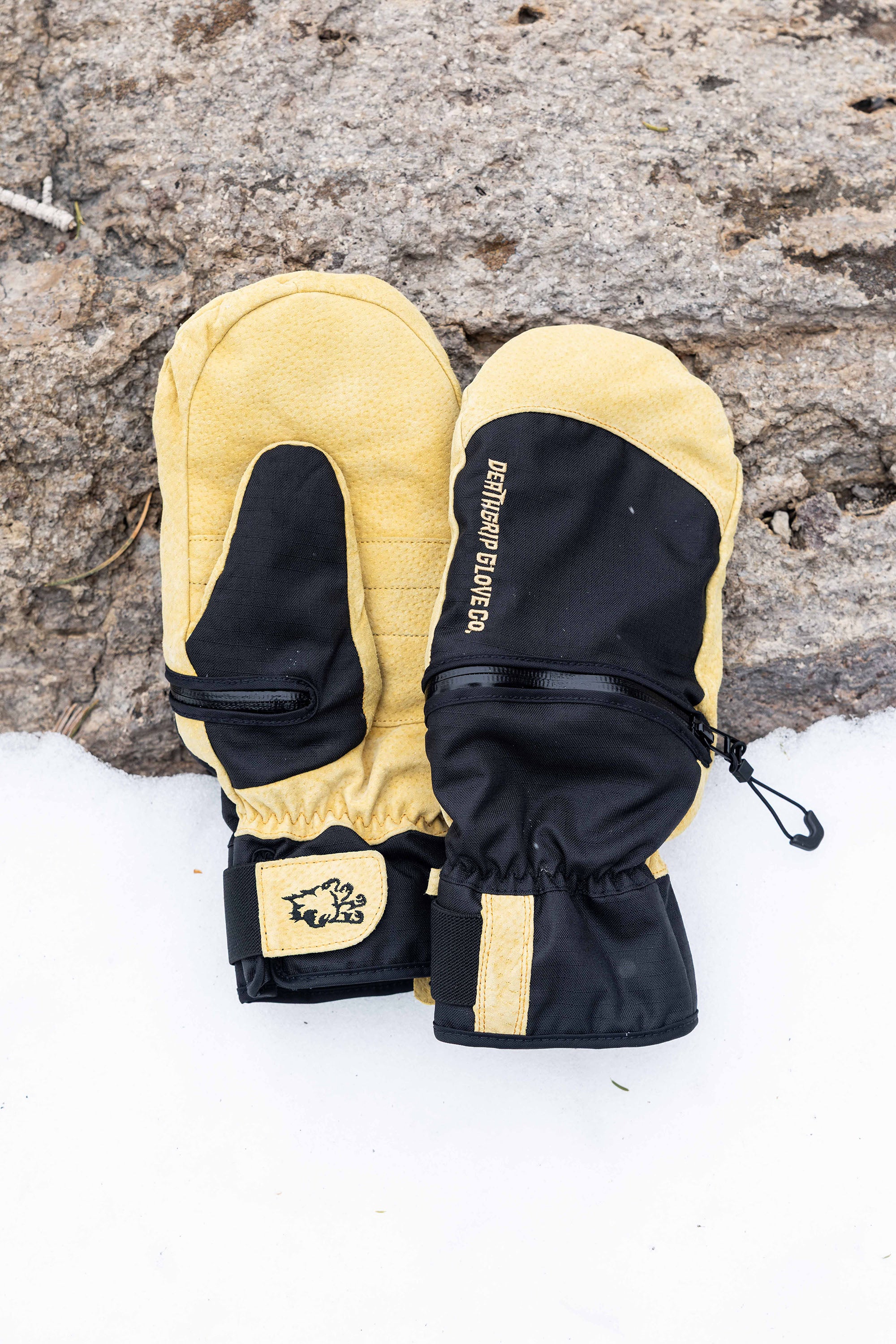 Werewolf Mitt - Tan/Black