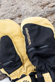 Werewolf Mitt - Bronze/Black