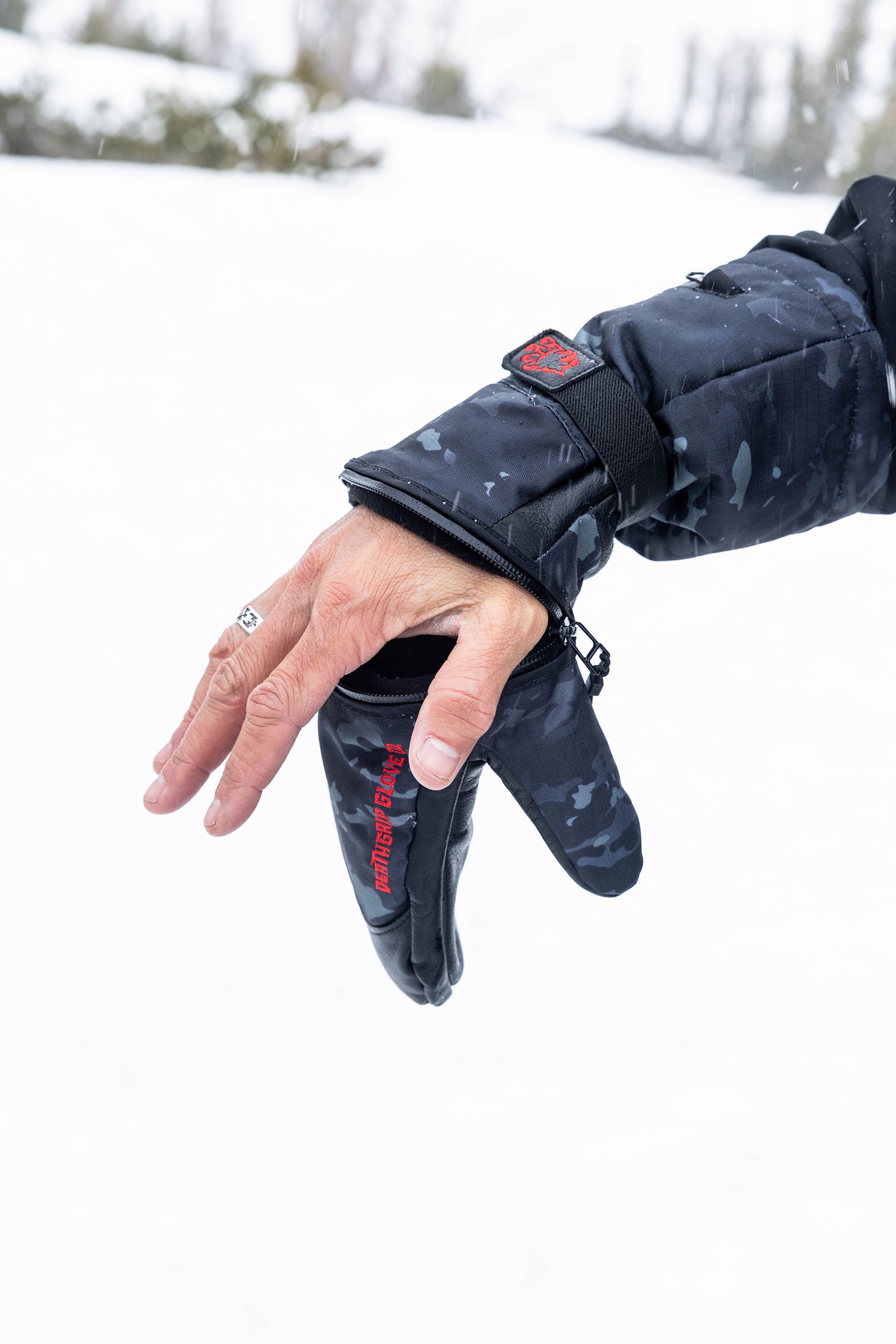 Werewolf Mitt Long Cut - Black Camo