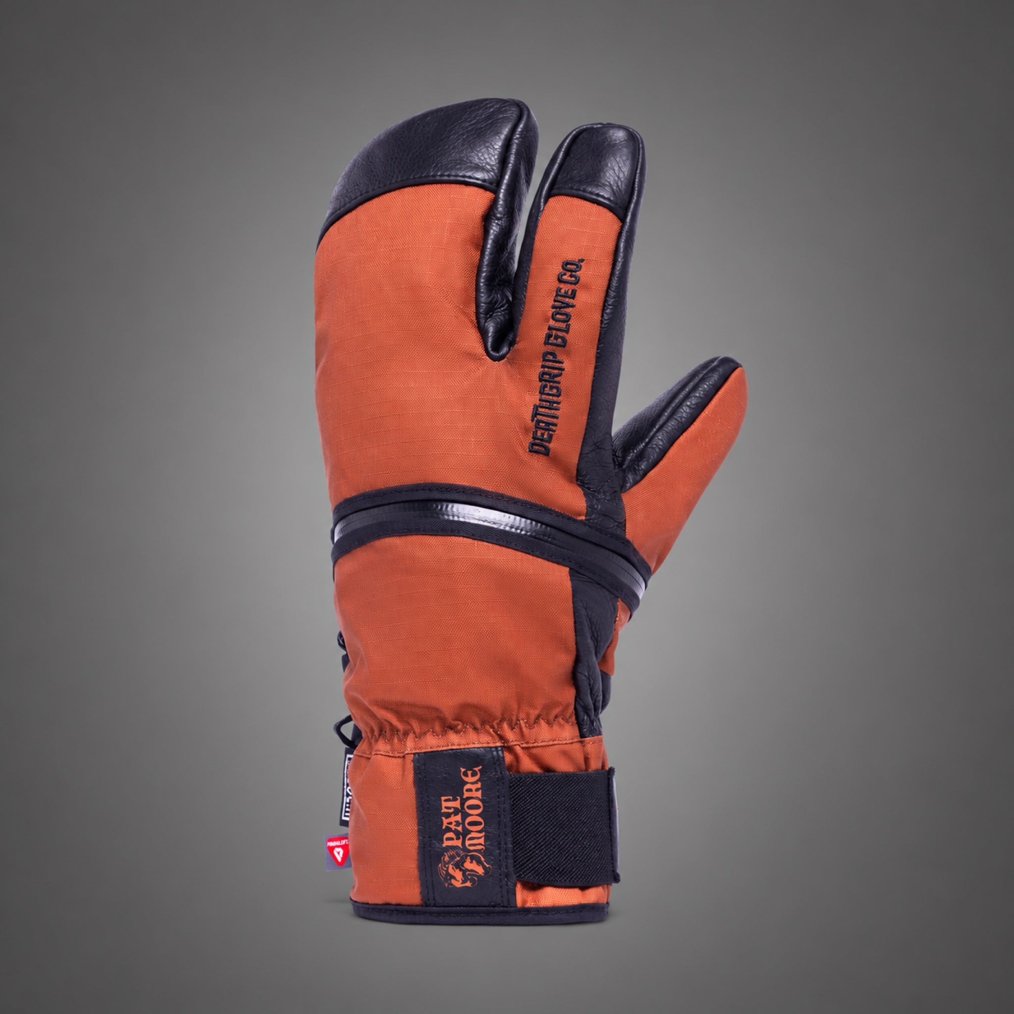 DEATHGRIP_F26_PDP_WerewolfClaw_PatMoore_Backhand_2f50ab57-28b6-4344-81aa-b39435236544.jpg
