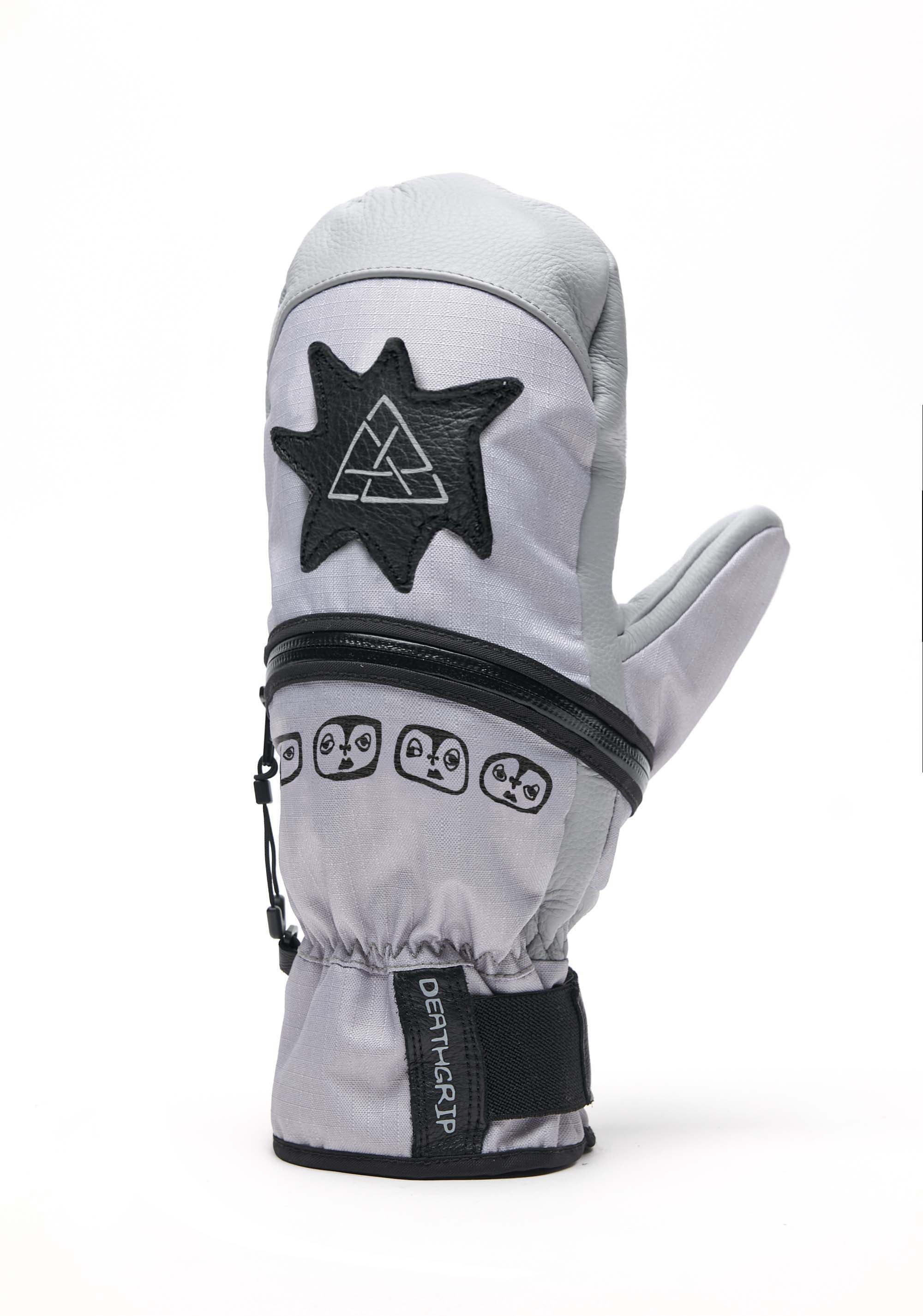 Werewolf Mitt - NST/Estelle Pensiero