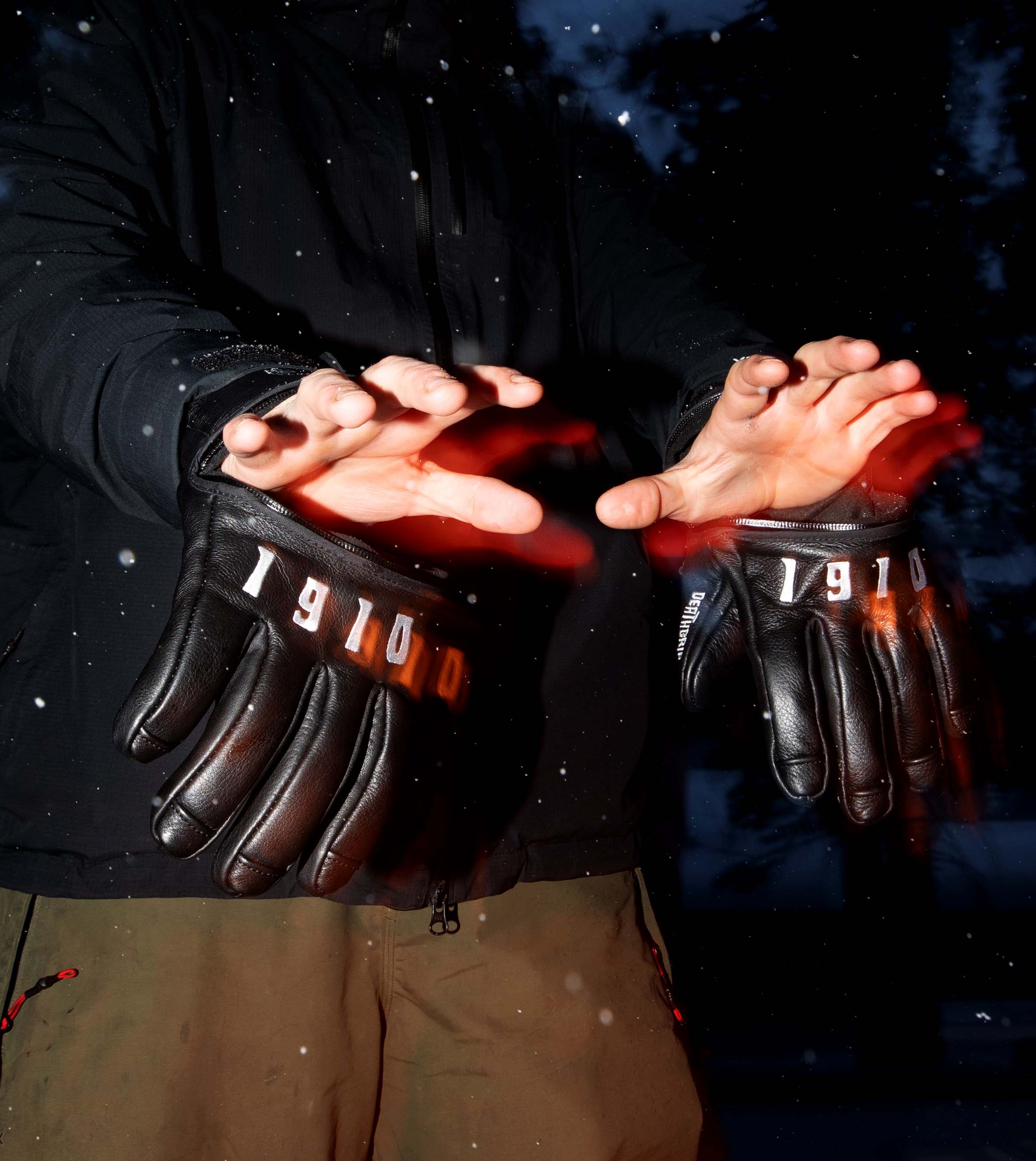 HandOutTech_Fire_mmobile.jpg