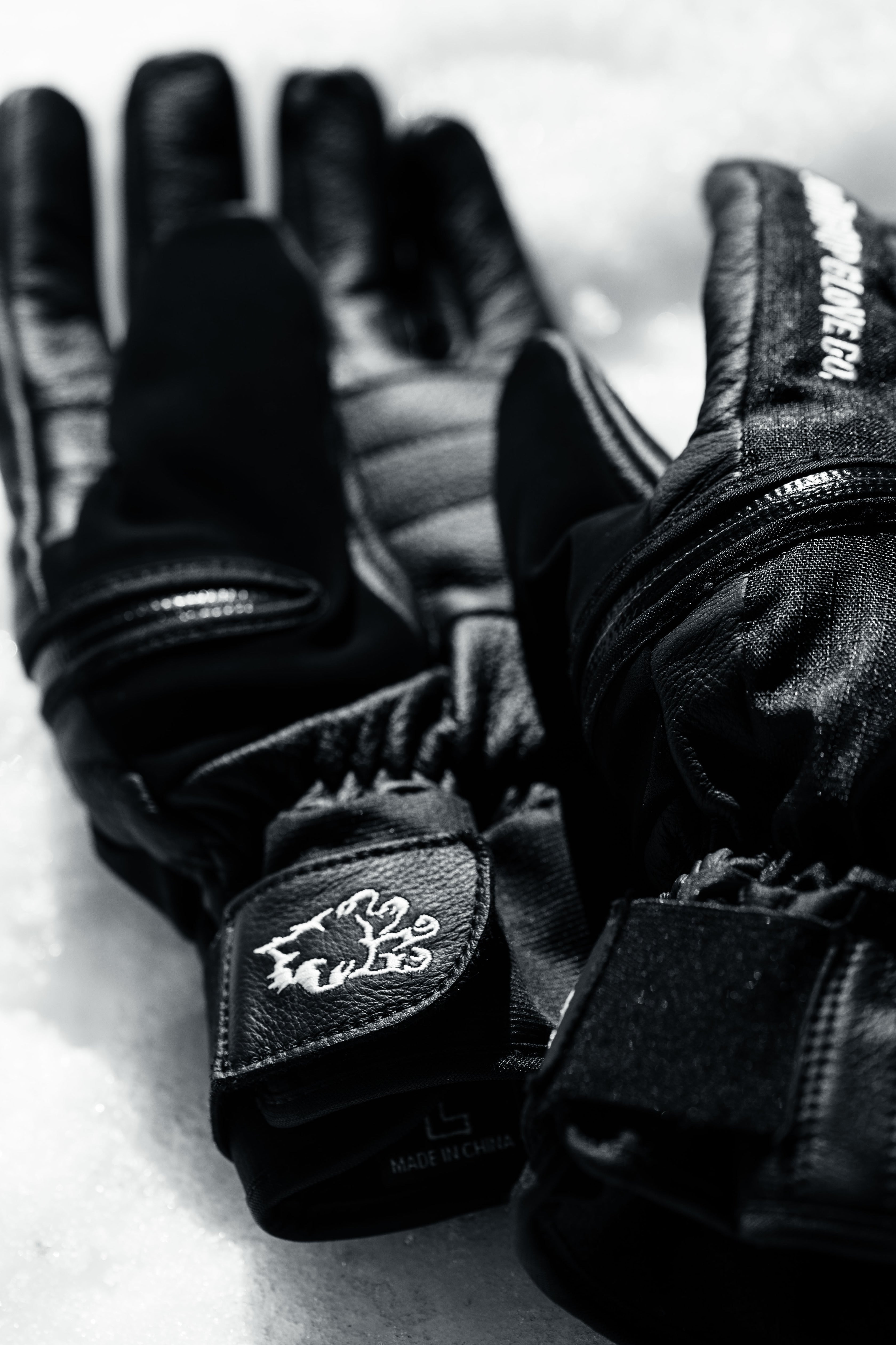 Werewolf Mitt - Black – DEATHGRIP GLOVE CO.