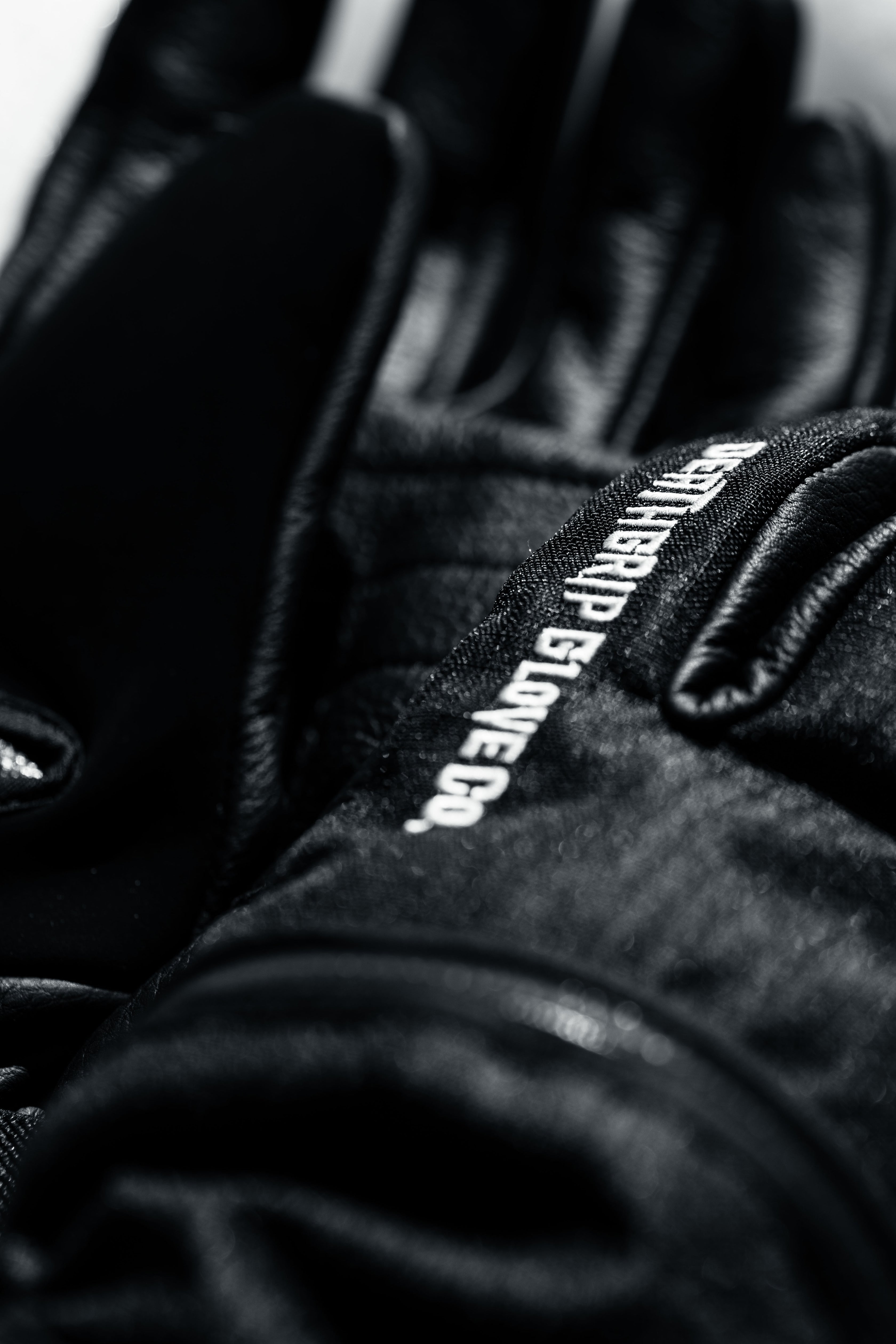 Werewolf Glove Long Cut - Black